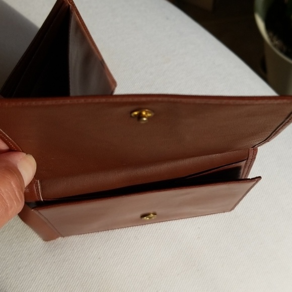 New Mark Cross Bifold Wallet With Snap Pocket - Picture 8 of 8